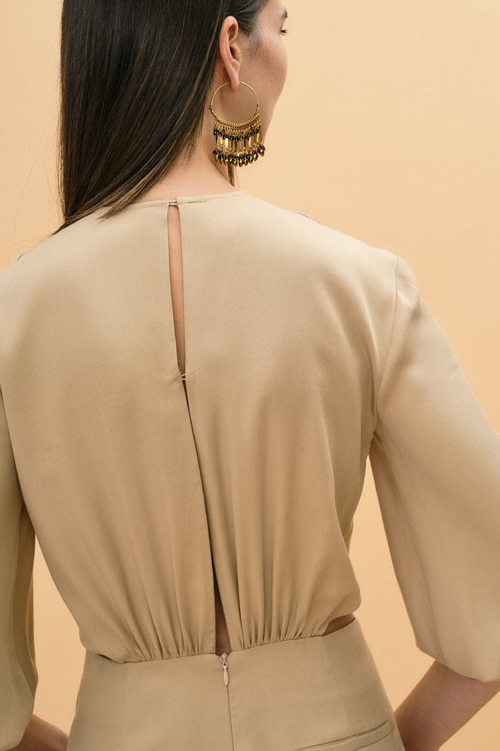 Access - Macacão Cut Out Laterais Bege