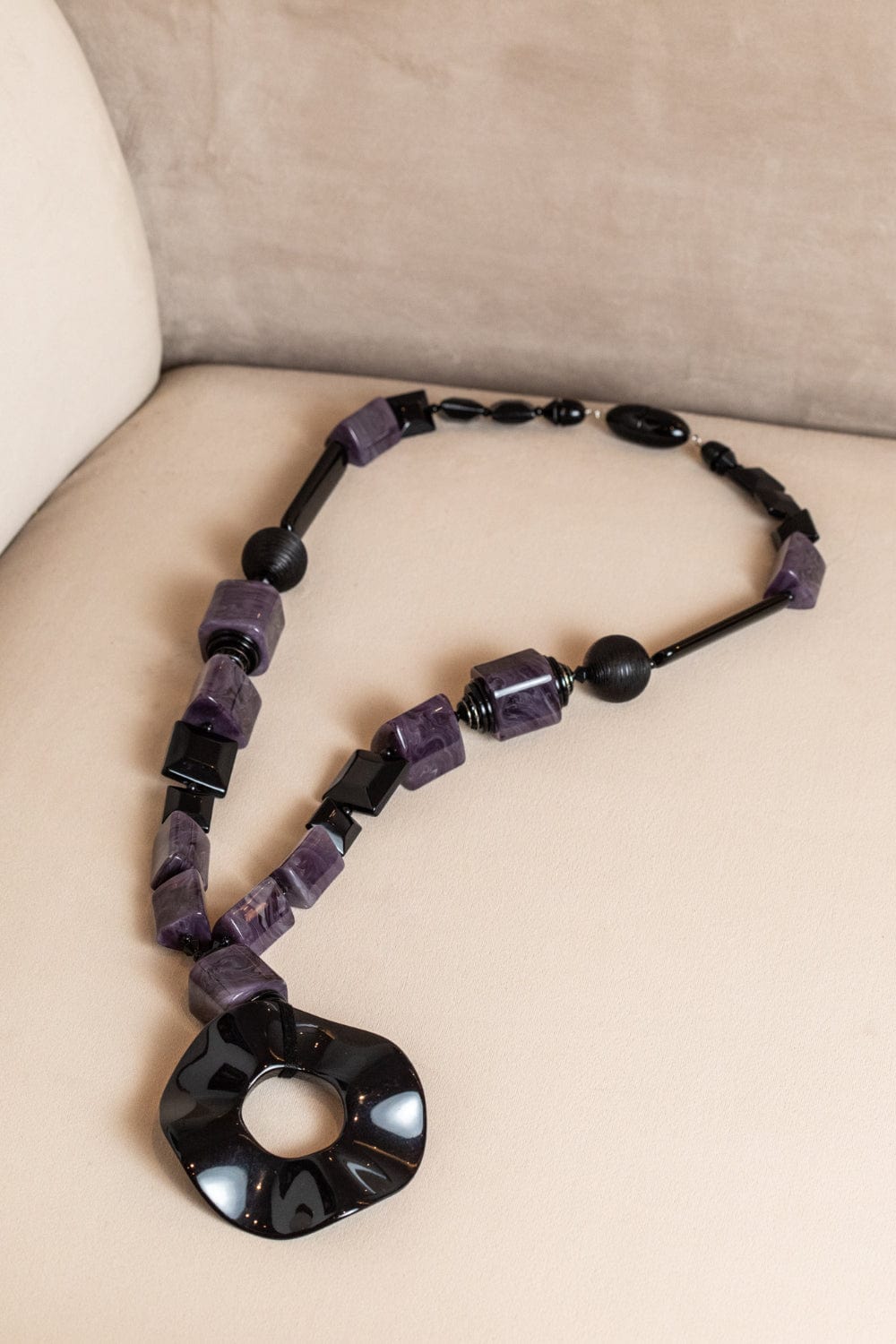 Angêla Caputti -  Louise Colar Longo