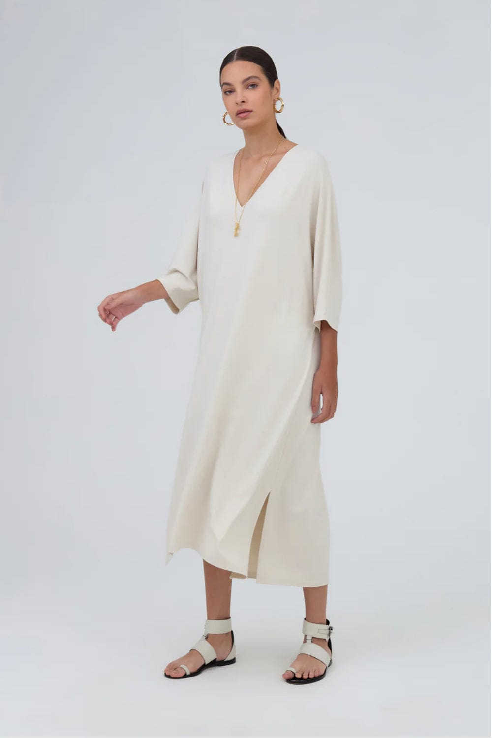 Viviane Furrier - Vestido Midi Manga Curta em Malha Ninive Off White