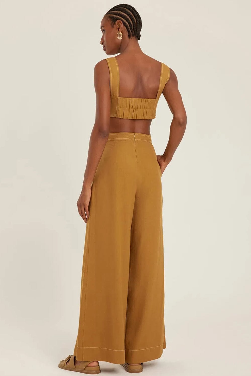 Lenny Niemeyer - Calça Pantalona Pesponto Contrastante Viscolinho Ambar/Ocre