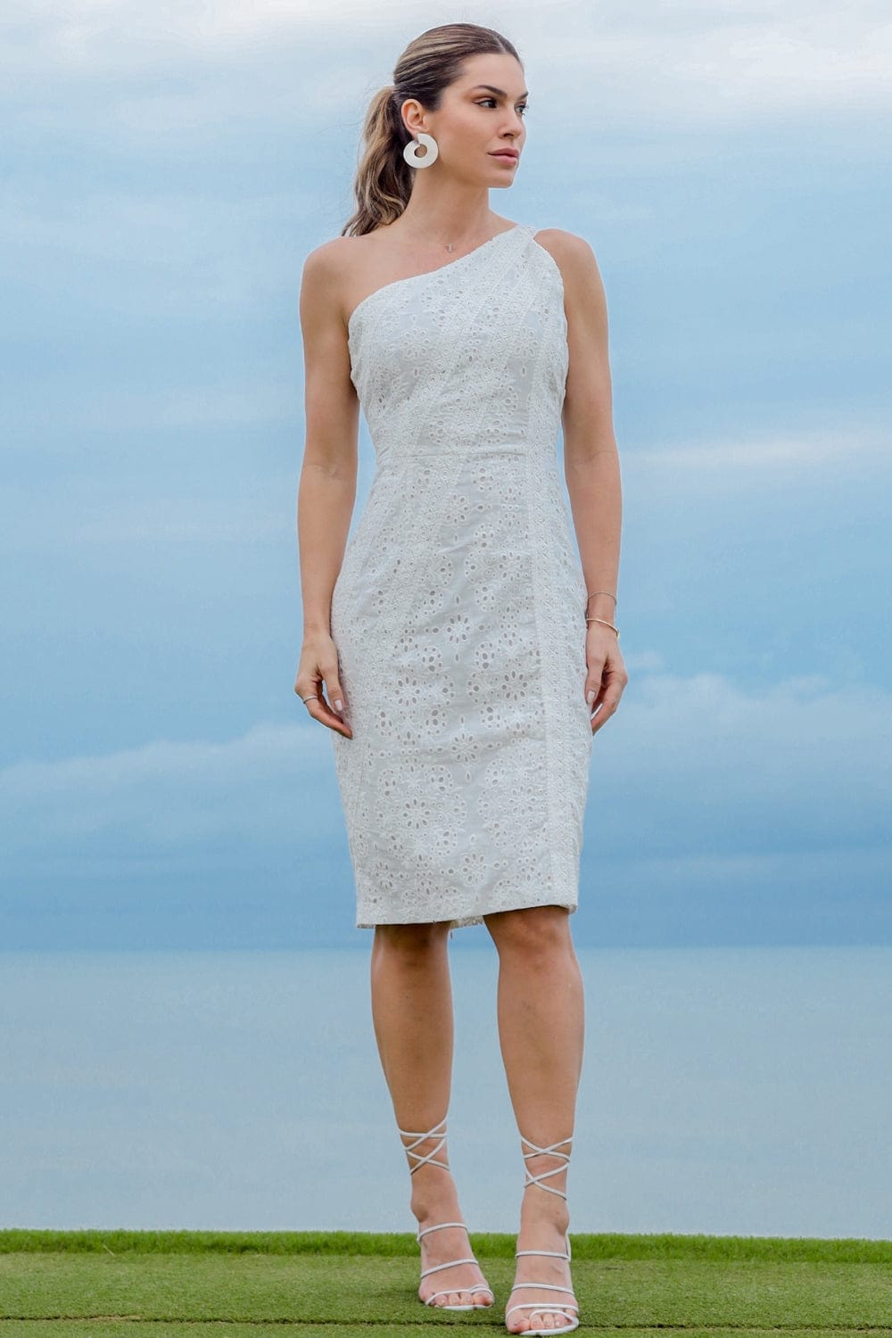 Access - Vestido Curto Um Ombro Laise Off White