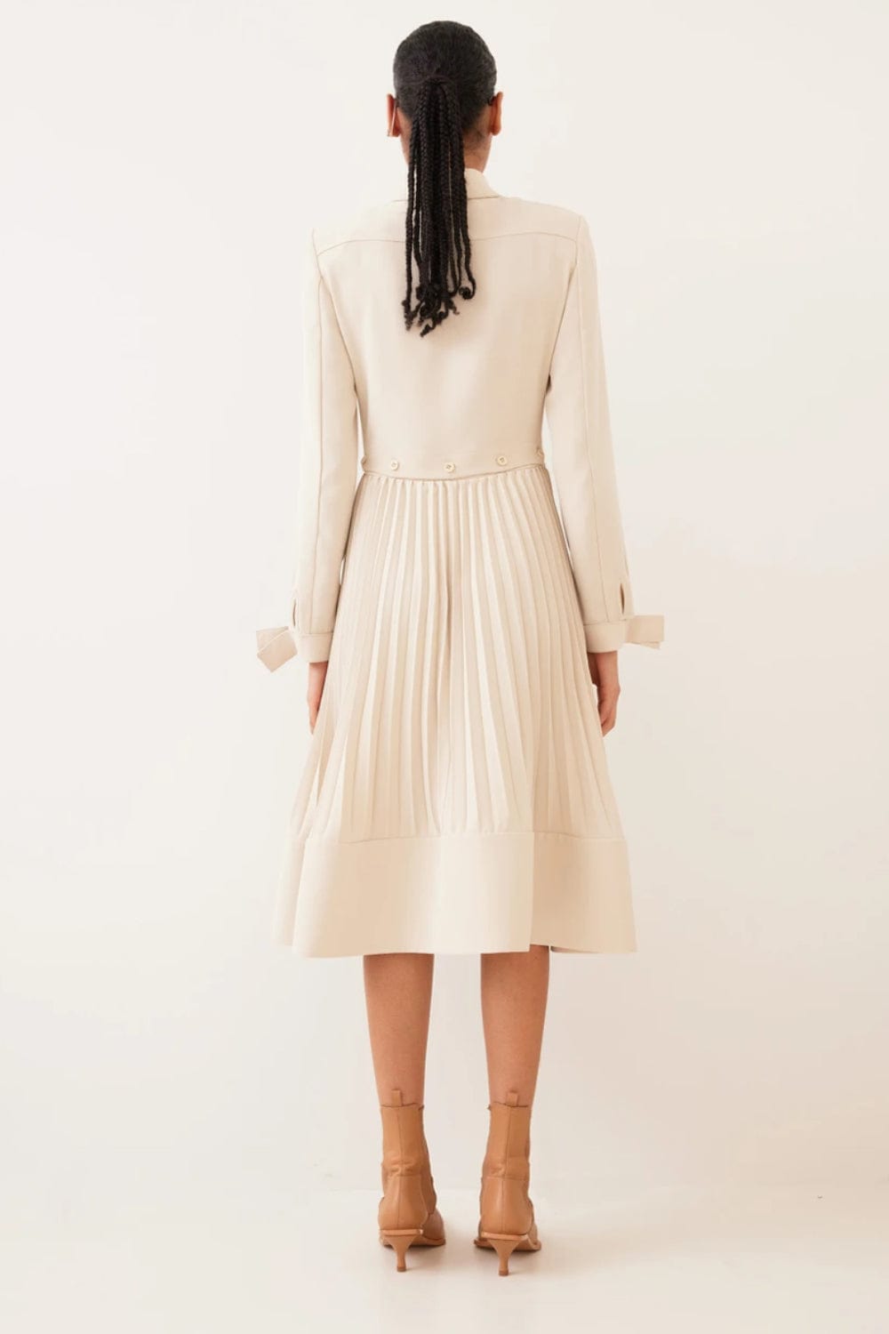 Glória Coelho - Vestido Midi Plissado Manga Longa Areia