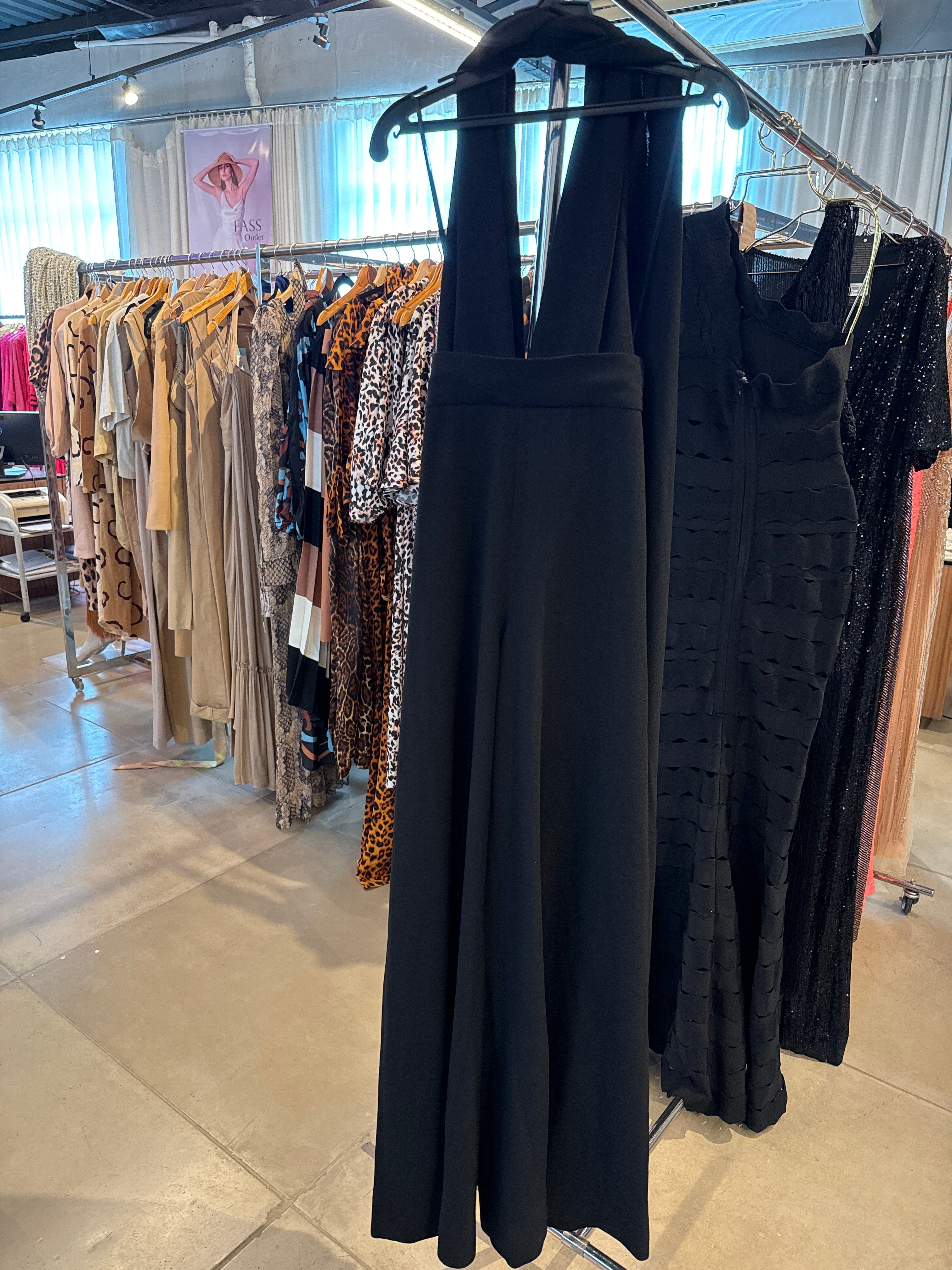 Skazi - Macacão Frente unica Preto