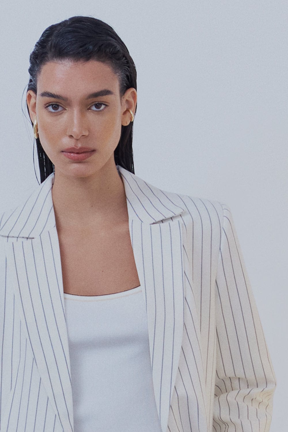 Viviane Furrier - Blazer Alongado Alfaiataria Risca de Giz Fendi