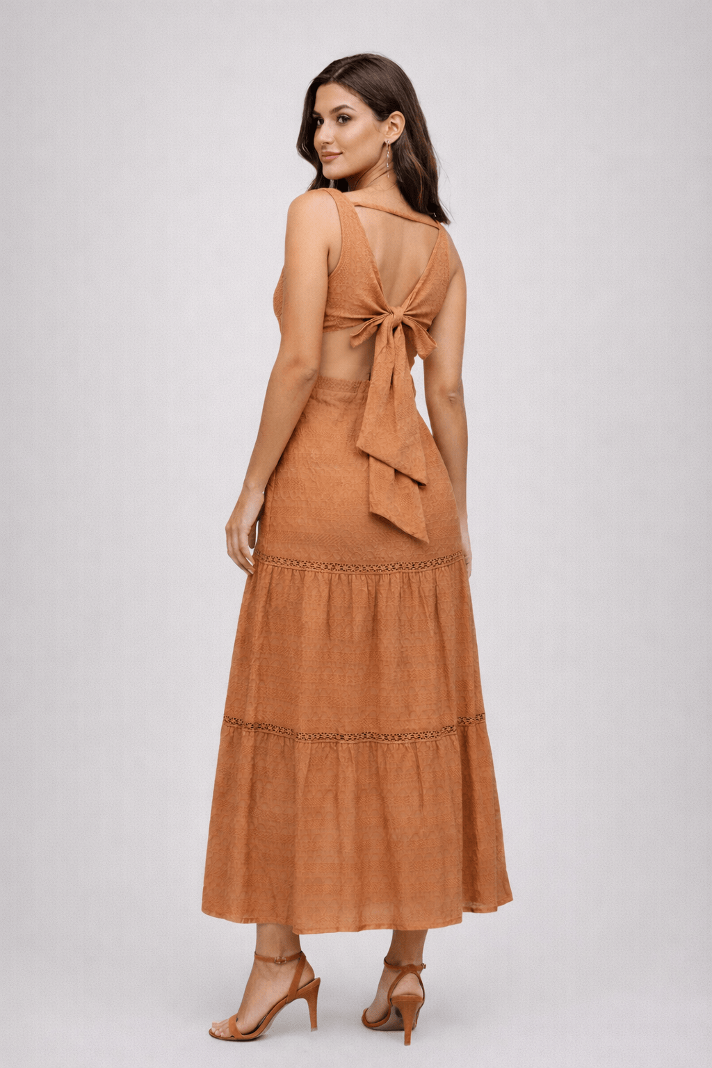 Ocasion - Vestido Longo de Laise Amarração Atrás Laranja