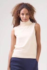 Viviane Furrier -  Blusa sem Manga Gola Alta Tricot Ninive Bege