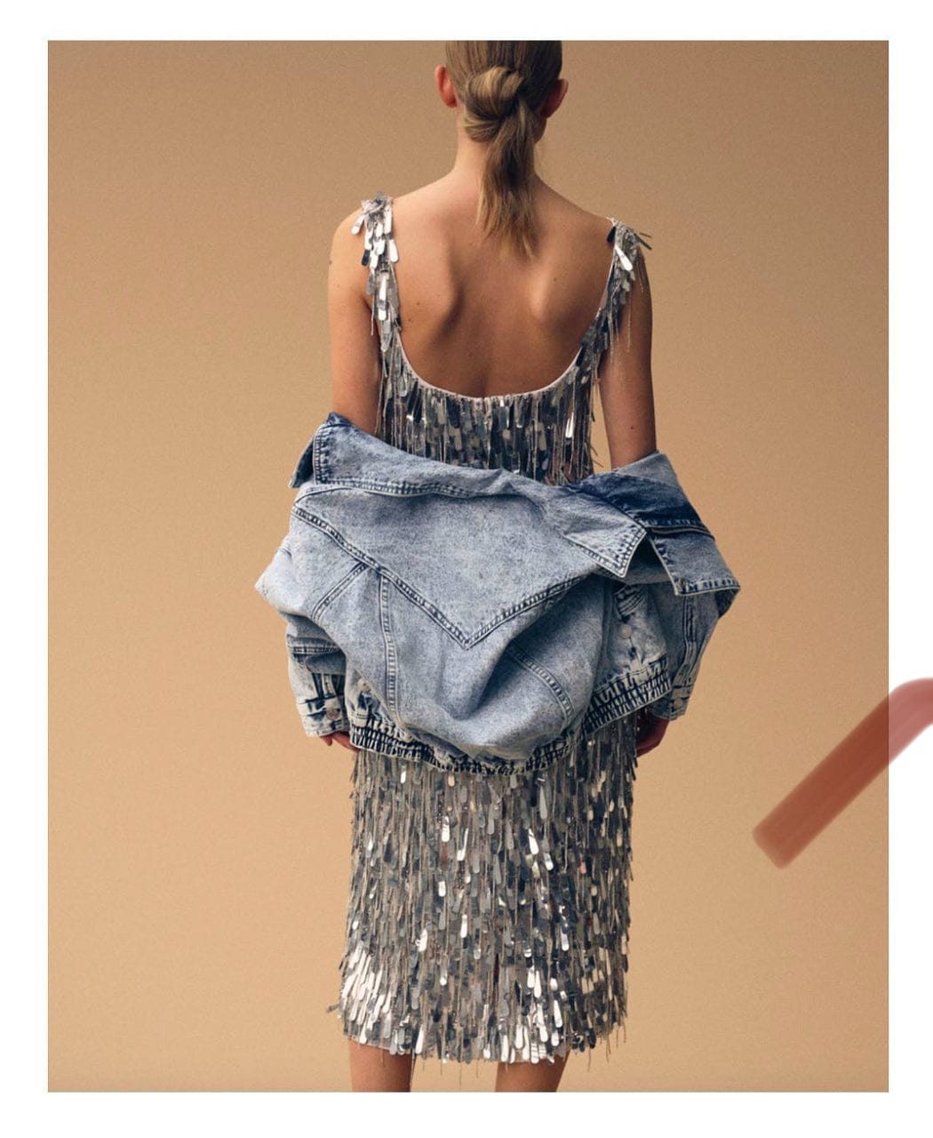 Ilta - Vestido Midi Alça Paetês Emika Prata