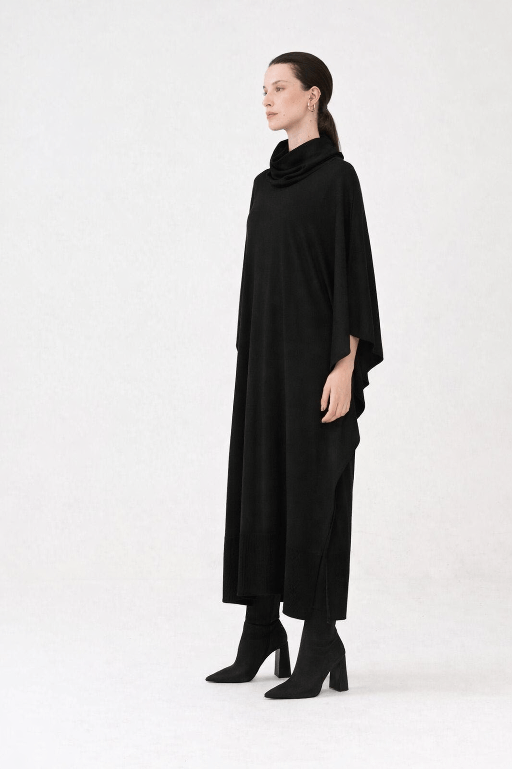 Viviane Furrier - Vestido Longo Tricot Preto