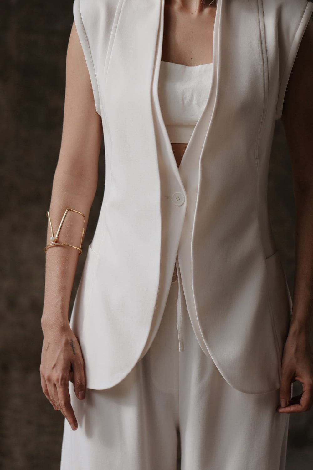 Lynyer- Bracelete V com Pérola