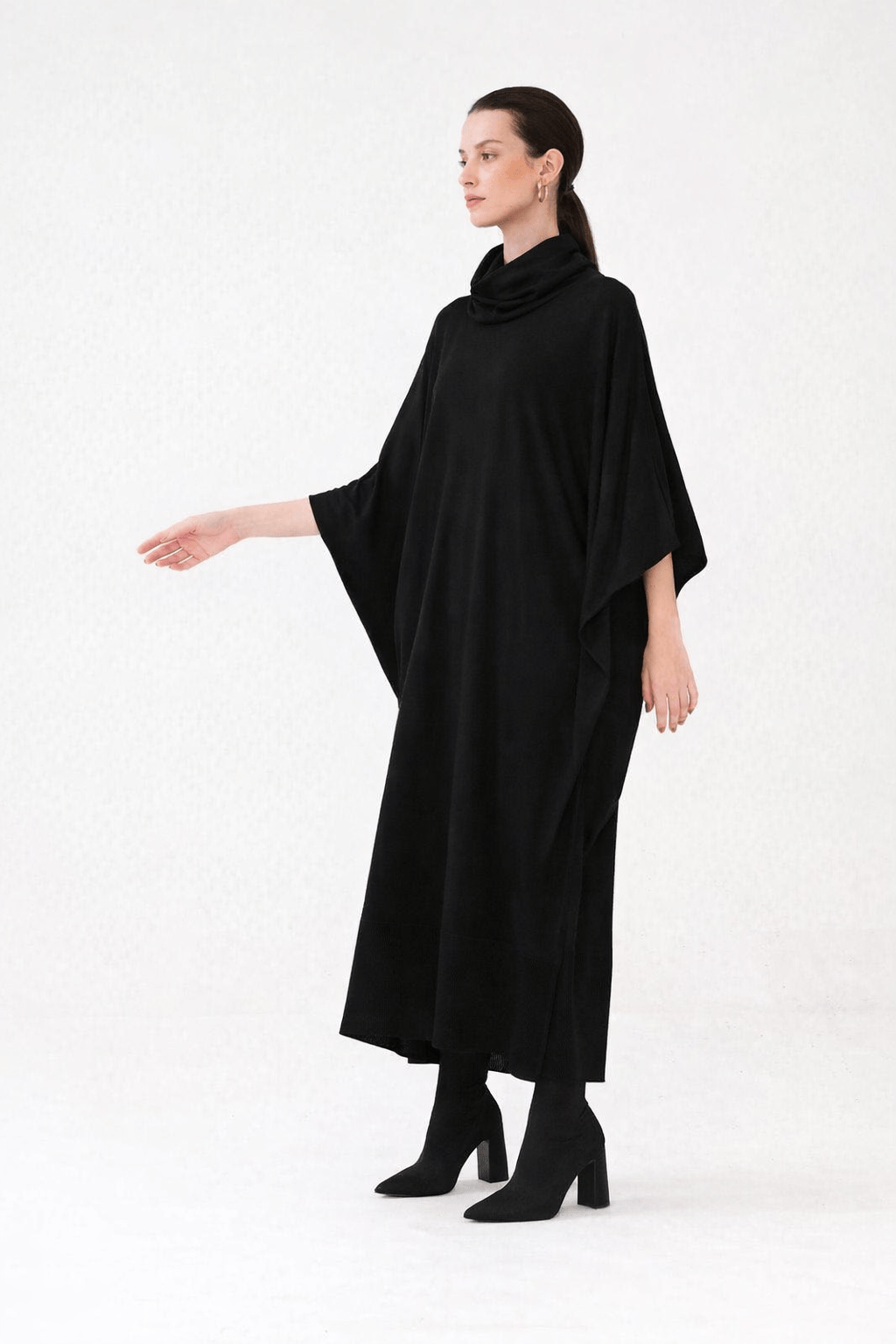 Viviane Furrier - Vestido Longo Tricot Preto