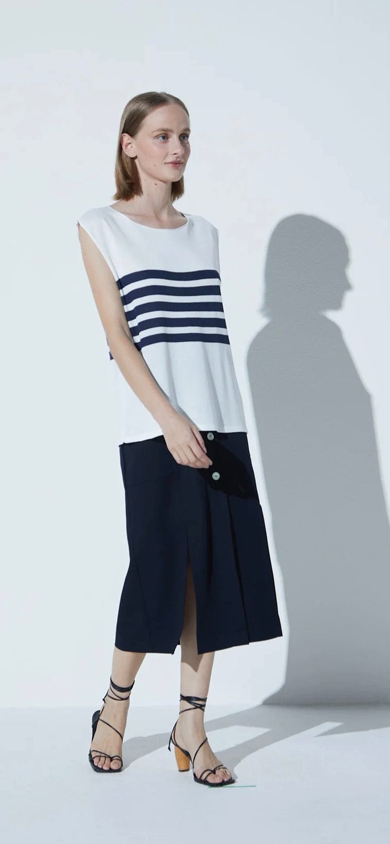 Viviane Furrier - Blusa sem Mangas Listrada com Tricot