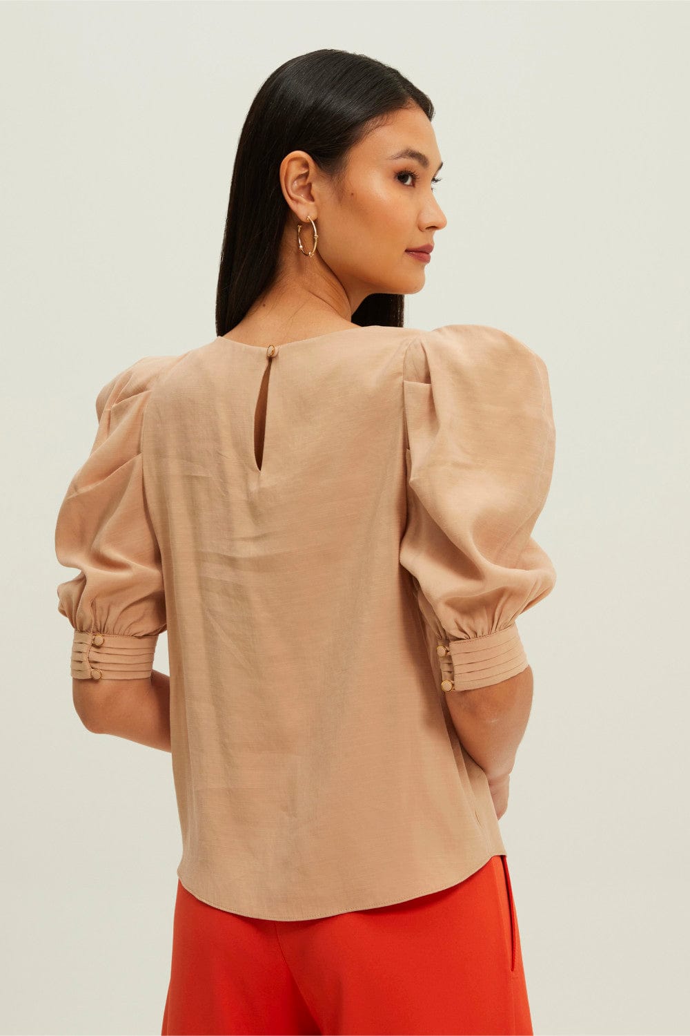 Karmani - Blusa Manga Curta Bufante Bege