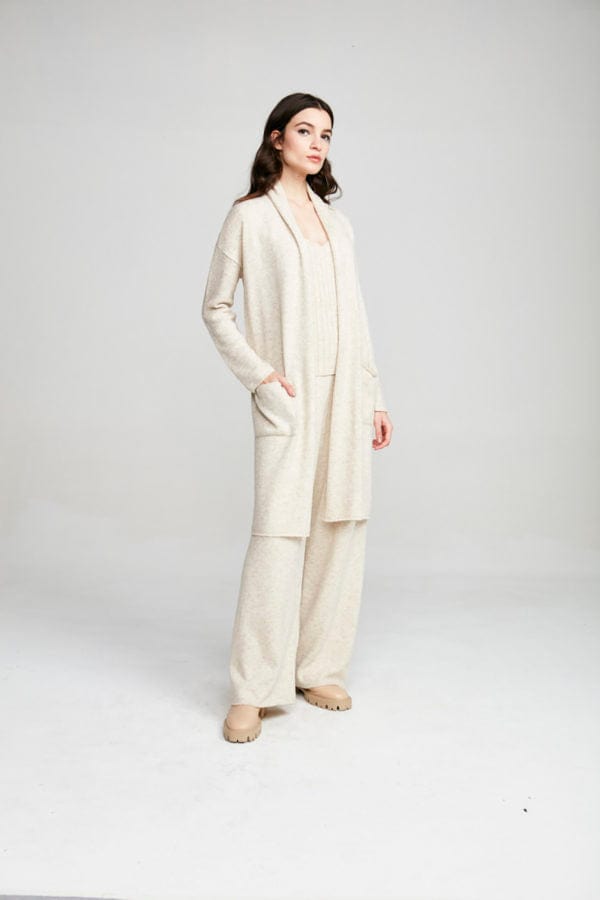 Viviane Furrier - Cardigan Longo com Bolsos Aplicados em Tricot Bege