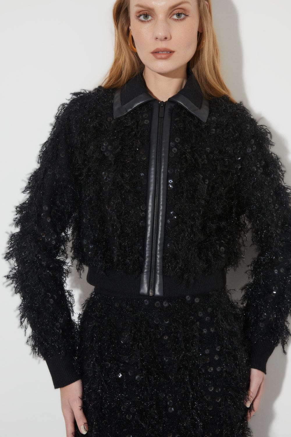 Coven - Jaqueta Tricot Franjado e Bordado Preto