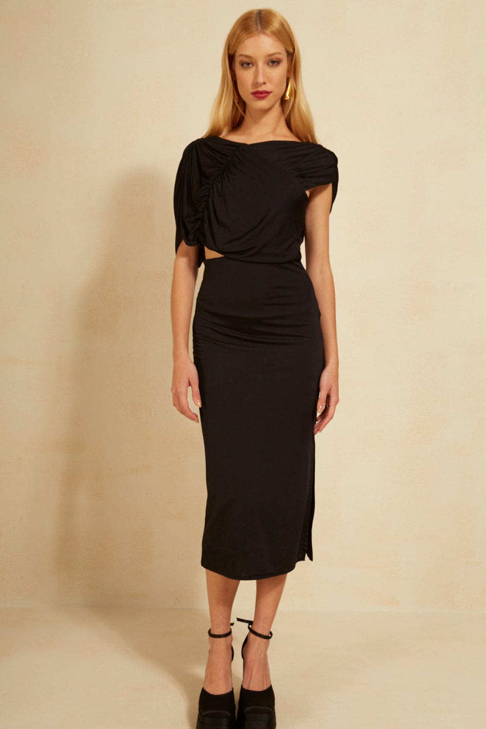 L'Cecci - Vestido Midi Assimétrico Preto