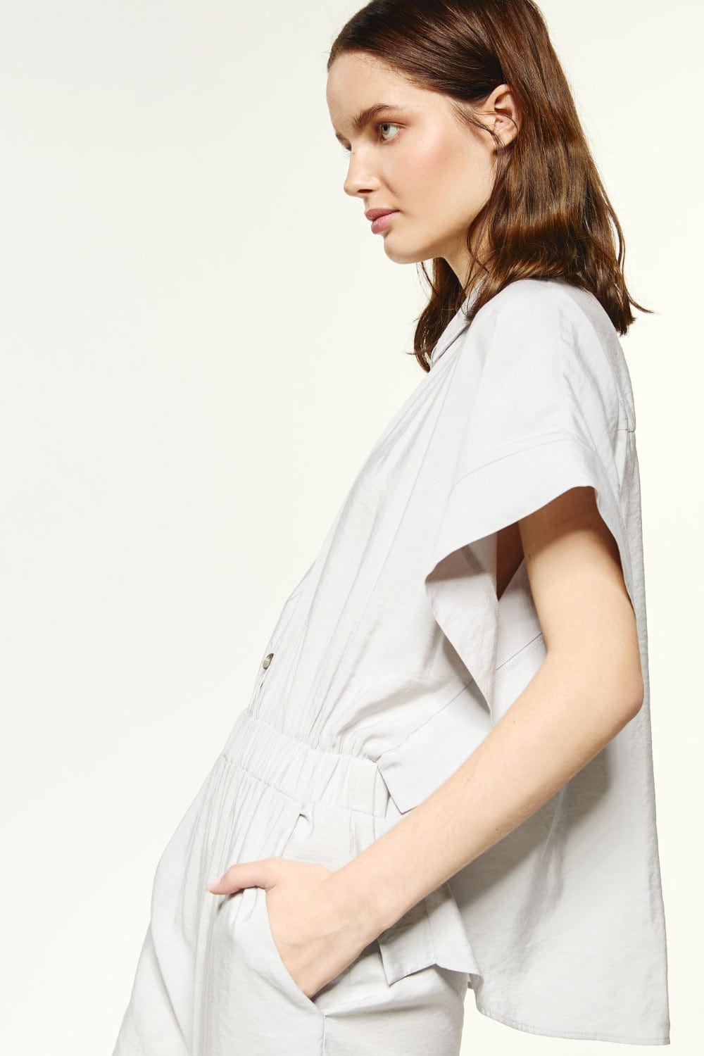 Eight - Macacão com Abertura Costas Cinza