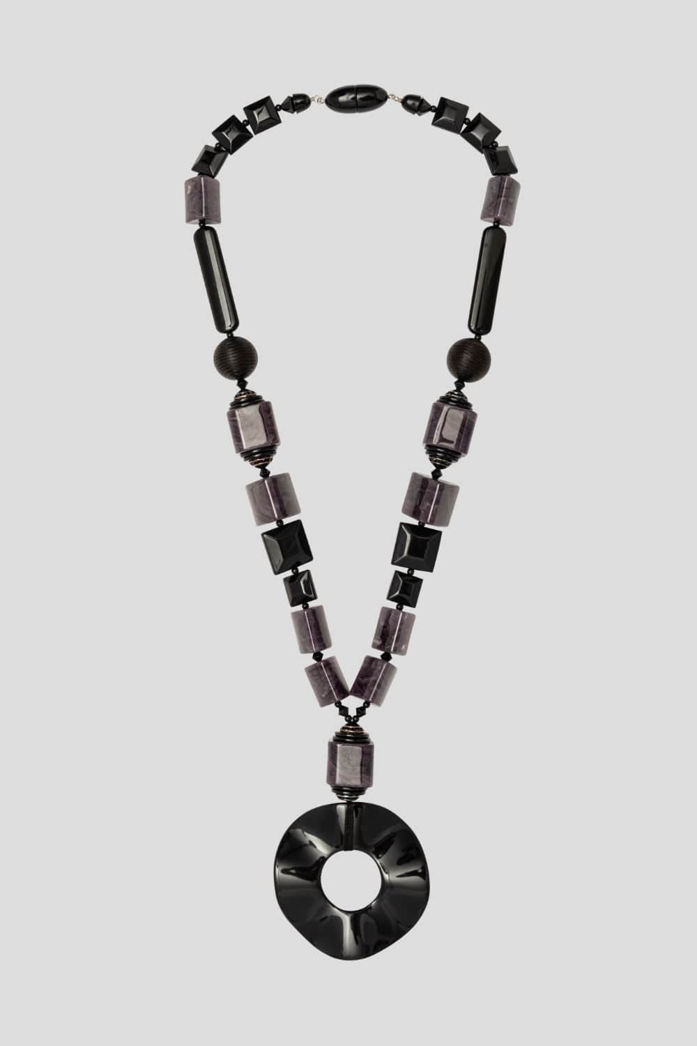 Angêla Caputti -  Louise Colar Longo