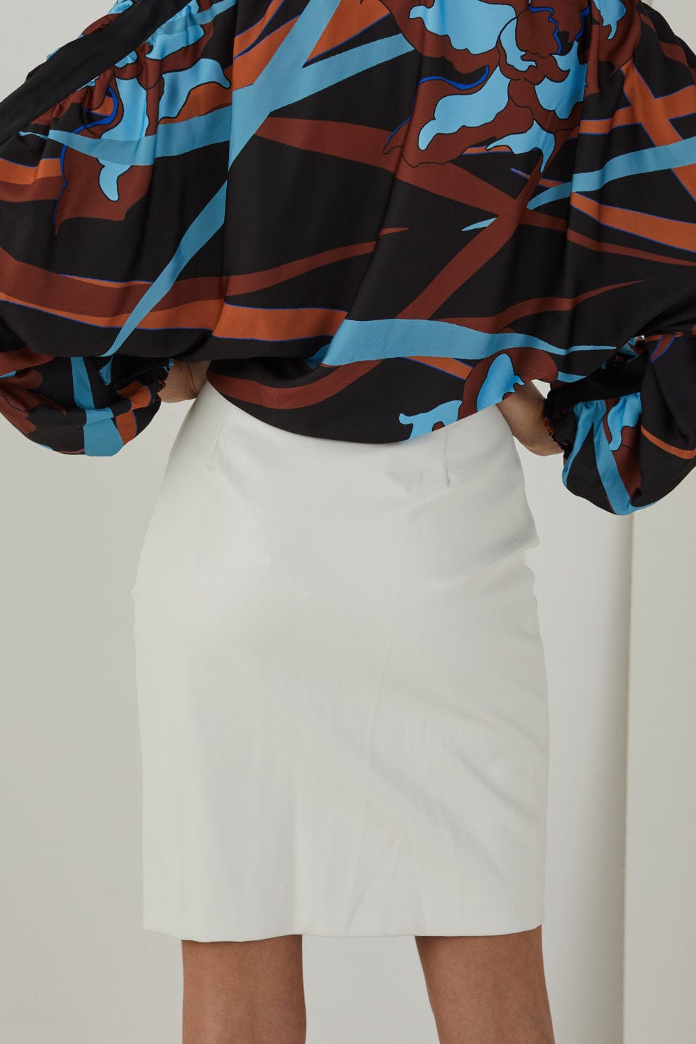 Nineminutes - Saia Lápis com Fenda Frontal Branca