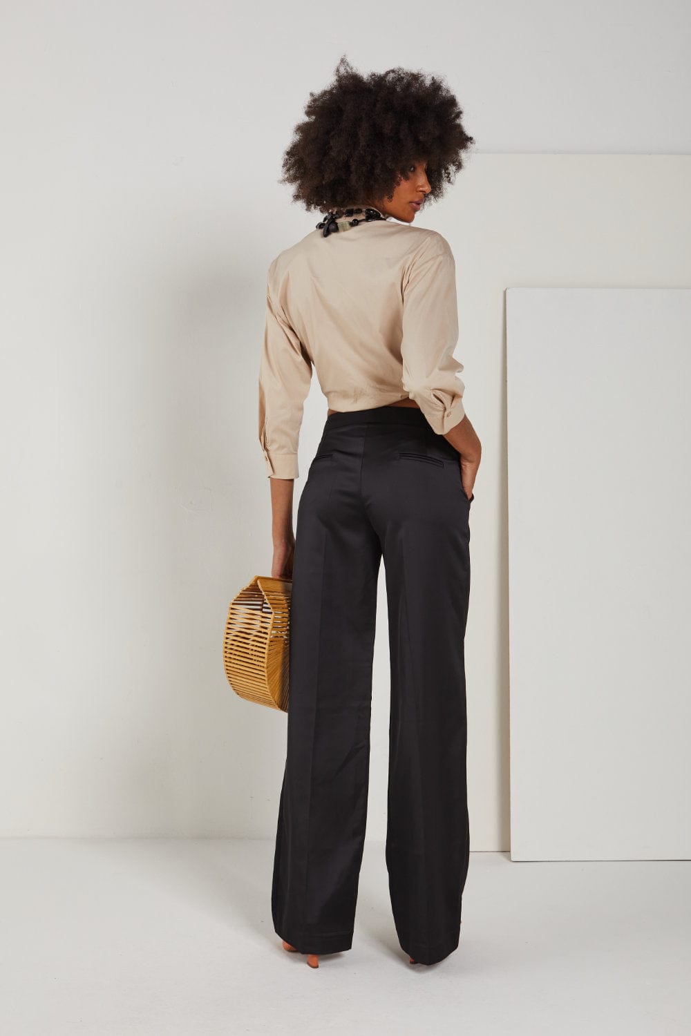 Access - Camisa Cropped Manga Longa Bege