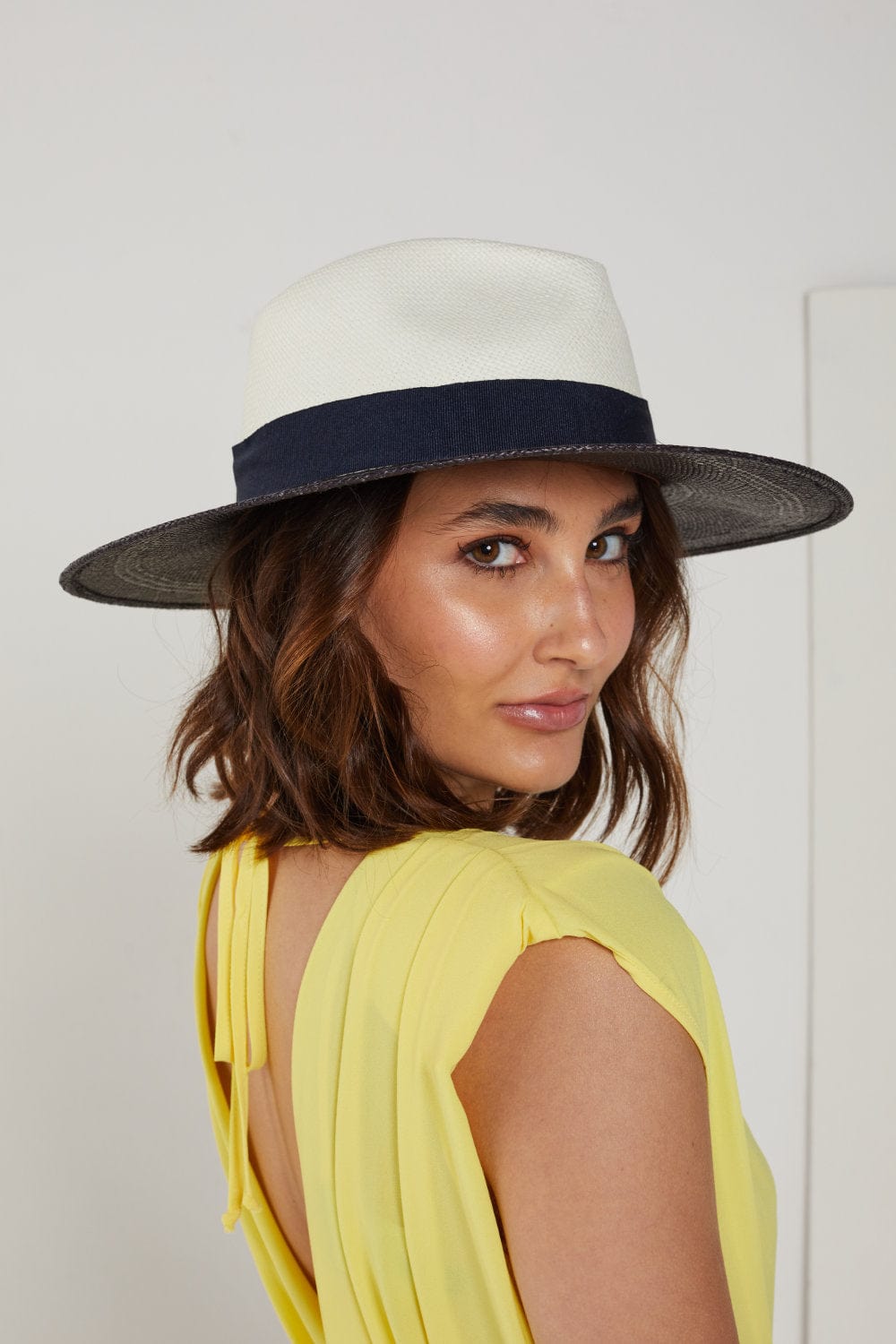 Bronté Amsterdam - Chapéu Sandra Panama de Aba Longa *** PANAMÁ GENUINO