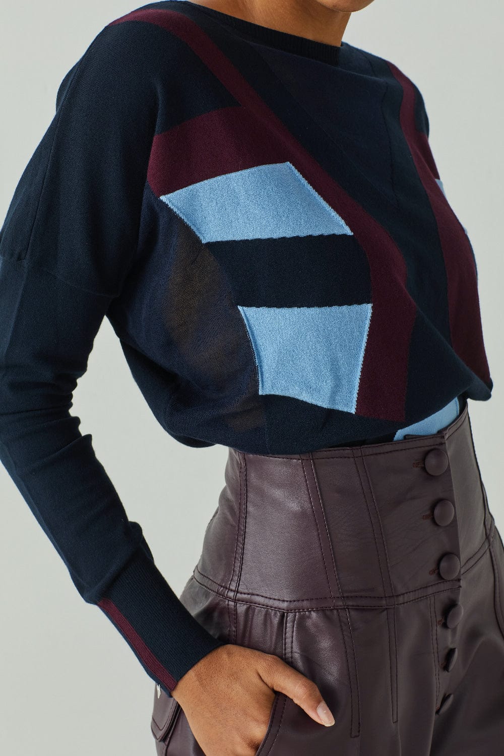 Oblique Creations - Blusa Manga Longa Gola Canoa