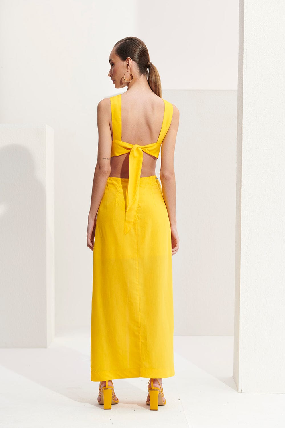 L'Cecci - Vestido Midi Fenda Frontal  Amarelo